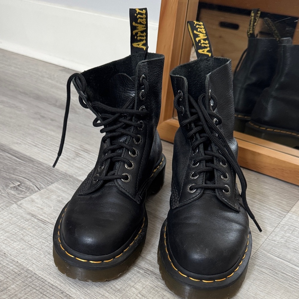 1460 BEX PISA LEATHER LACE UP BOOTS